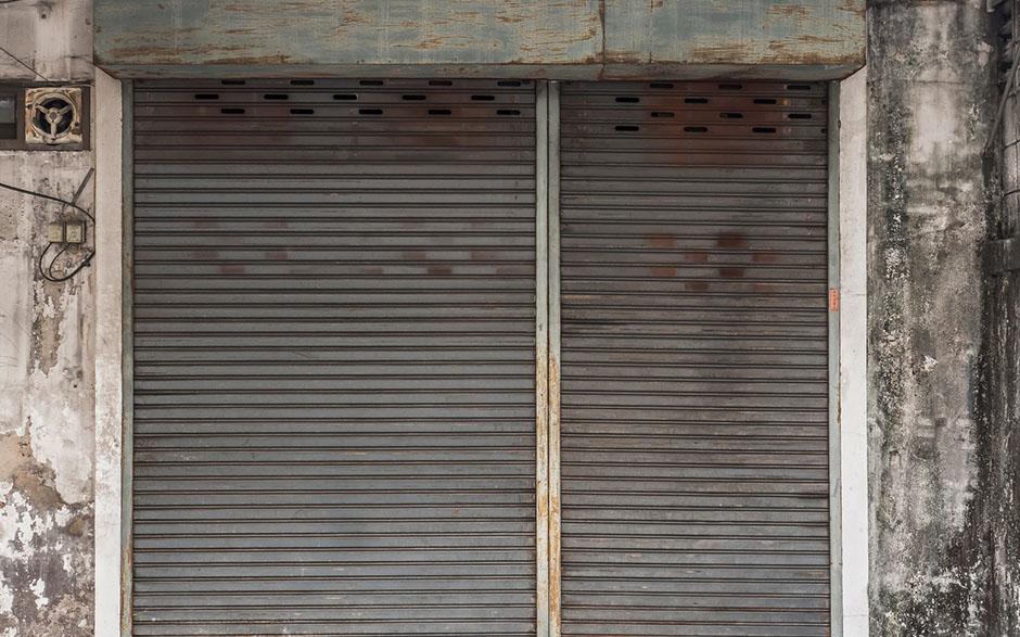 rideaux de fer pour magasin Menucourt